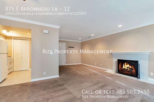 Building Photo - 875 E Arrowhead Ln