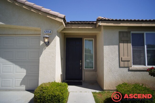 Building Photo - Beautiful 4 Bedroom in Southwest!