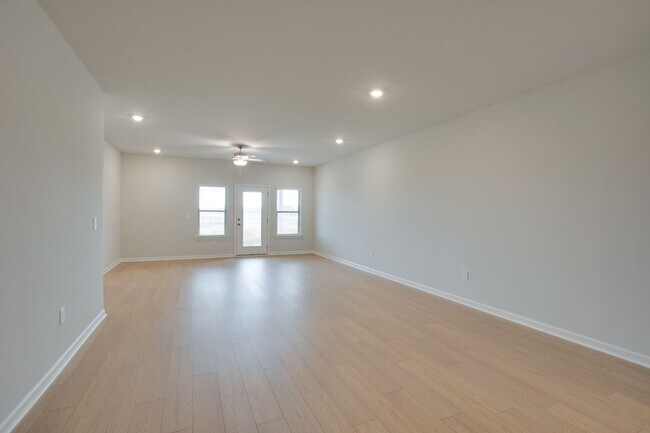 Building Photo - 169 Protestant Dr