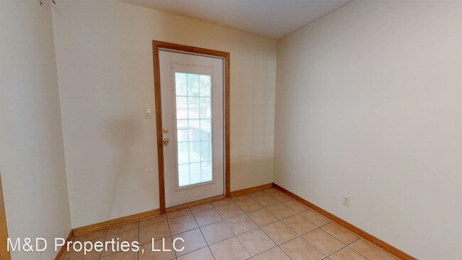 Building Photo - 3 br, 1.5 bath House - 2206 Van Buren St.