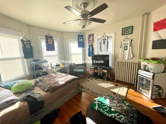 Foto del edificio - 89 Hillside St