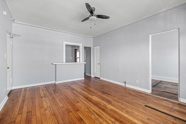 Foto del edificio - 109 S Normandie Ave