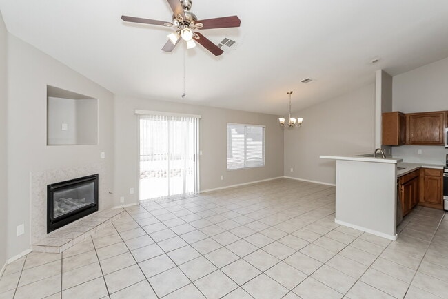 Foto del edificio - 4911 Dunvegan Ct