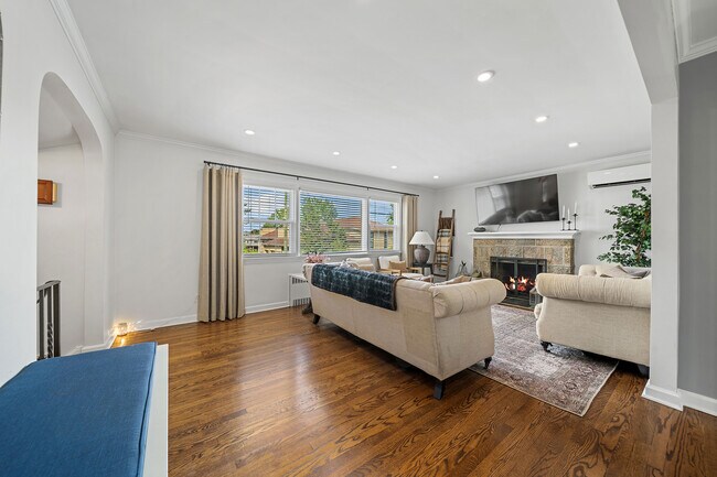Foto del edificio - 364 Rutland Ave