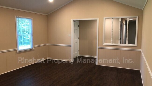 Building Photo - 2260 Terrell Pl