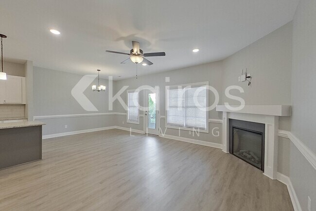Foto del edificio - 3709 Oak Leaf Way