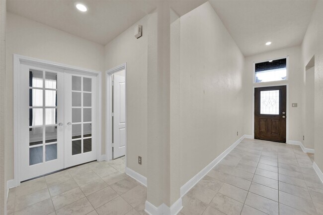 Building Photo - 3929 Eagle Nest Lake Ln