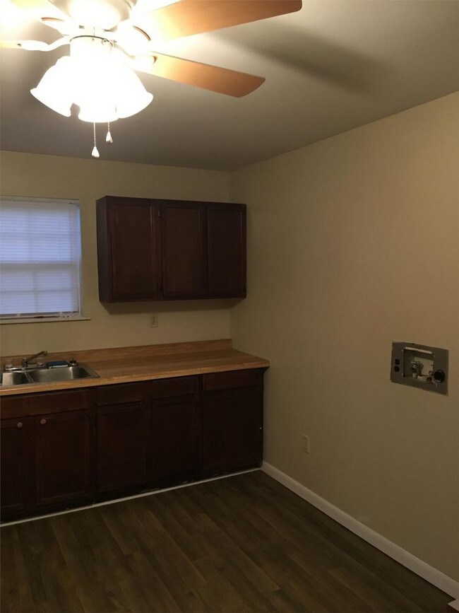 Foto del edificio - 146 County Road 603