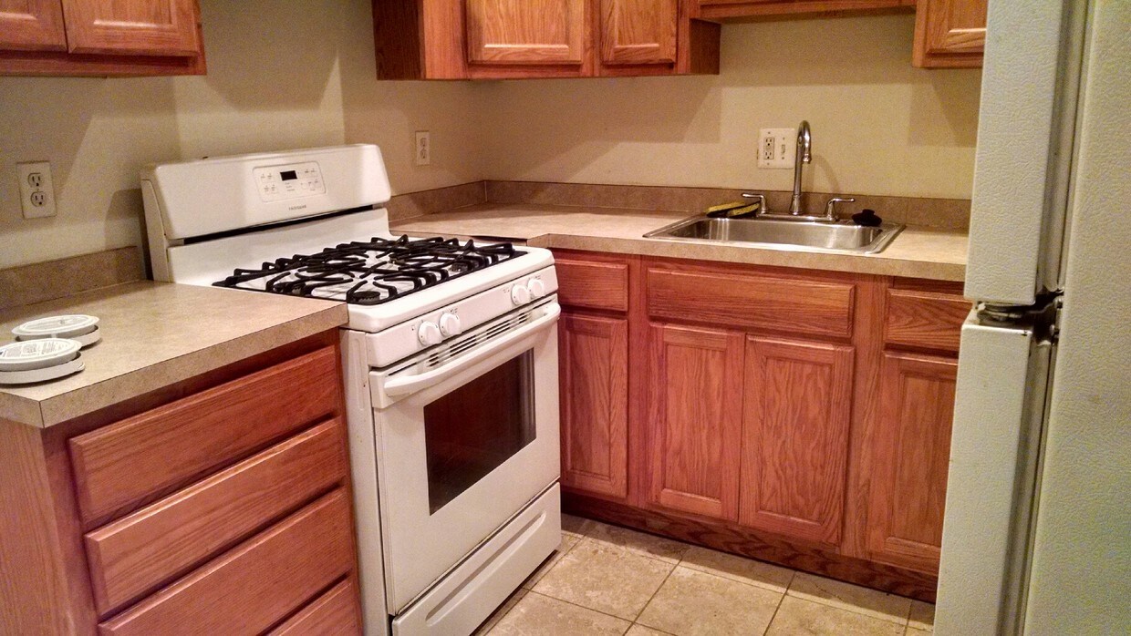 Primary Photo - 1522 3rd St NW