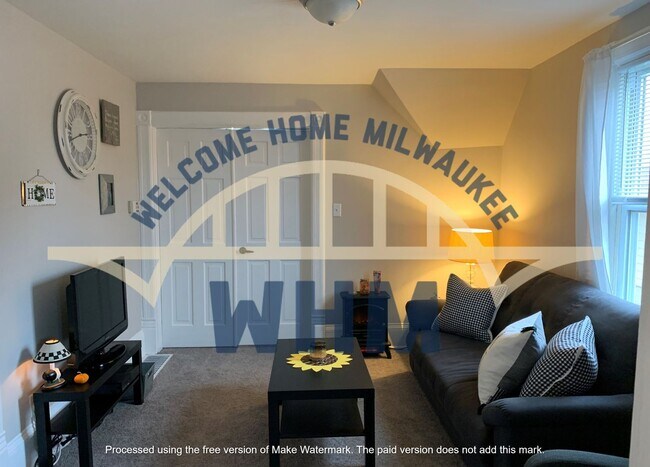 Building Photo - Embrace the charm of your fantasy HOME! 3 ...