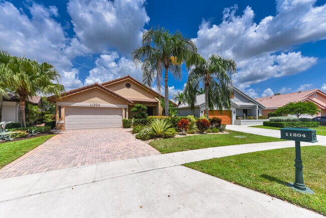 Building Photo - 11204 Cloverleaf Cir