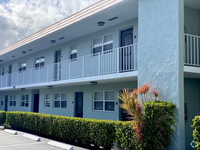 Building Photo - Sabal Palms Apartment Homes