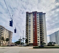 Building Photo - 1501 S Ocean Dr
