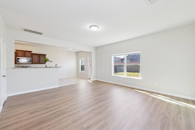 Foto del edificio - 312 Magnolia Dr