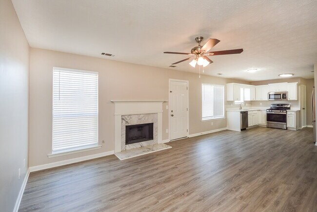 Foto del edificio - 95 N Greenfield Cir