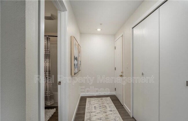 Foto del edificio - 14057 NE 181st St