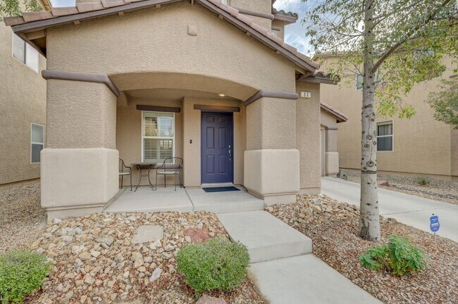 Building Photo - Beautiful Two Story Home Ready for Immediate Move-In