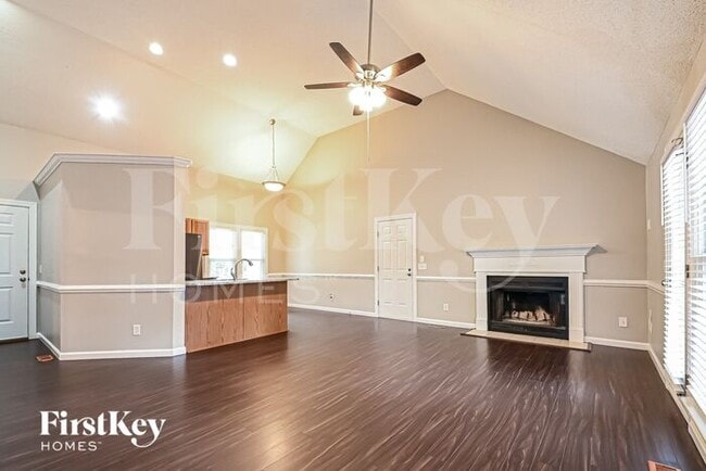 Building Photo - 905 Jacobean Ct