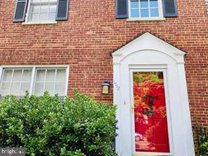 Foto principal - 1712 37th St NW