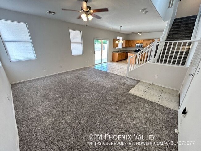 Foto del edificio - 3489 S 162nd Ln