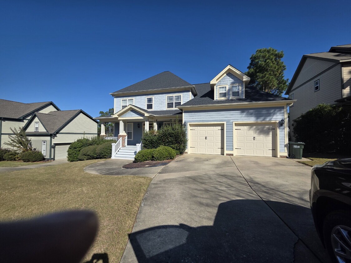 Foto principal - Spacious 4-Bedroom Home for Rent in Kings ...