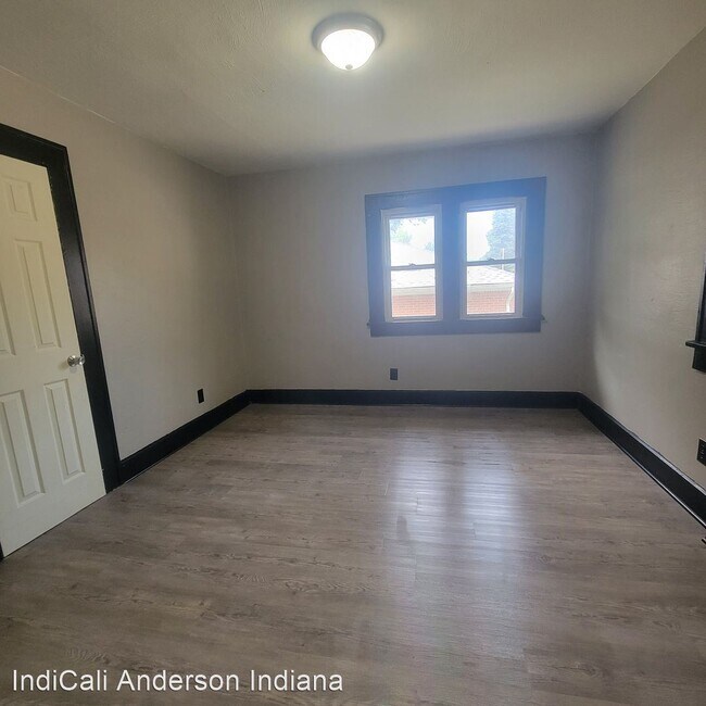 Building Photo - 2 br, 1 bath House - 1123 Louise Street