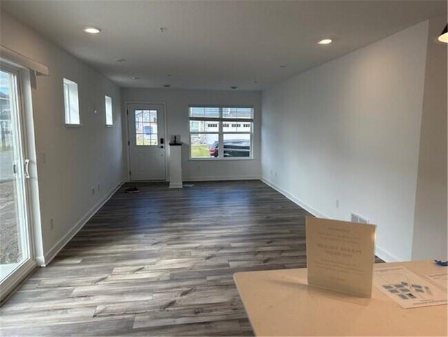 Building Photo - 14934 Adare Wy