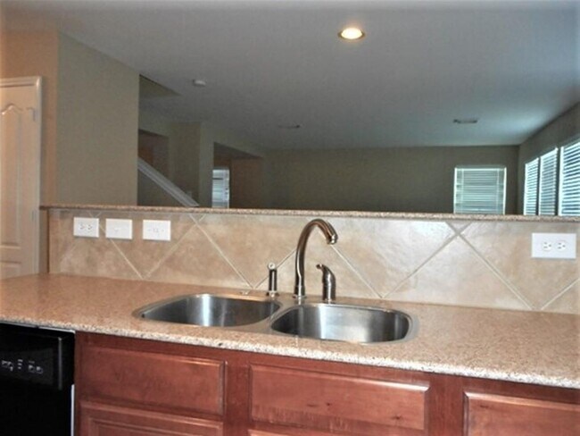 Foto del edificio - 18227 Walden Gate Ln