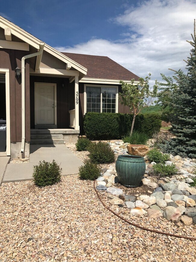 Foto del edificio - Trailside Single Family Home