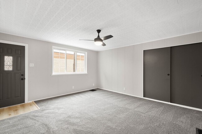 Foto del edificio - Beautiful 2 bedroom home in South Side Fla...
