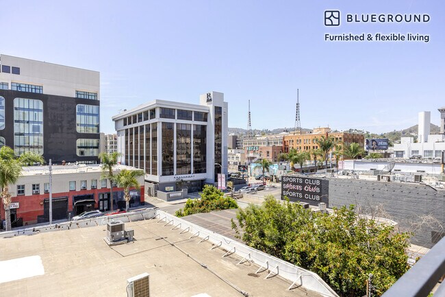 Foto del edificio - 1617 Cosmo St