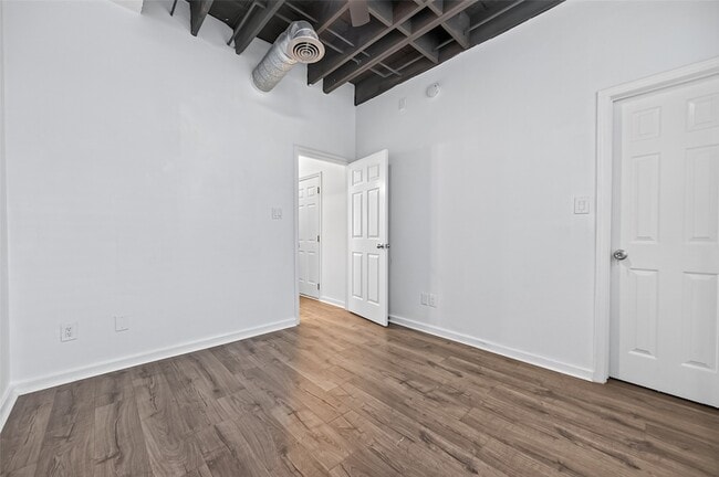 Photo - 708 W Clay Street Unit Apartment