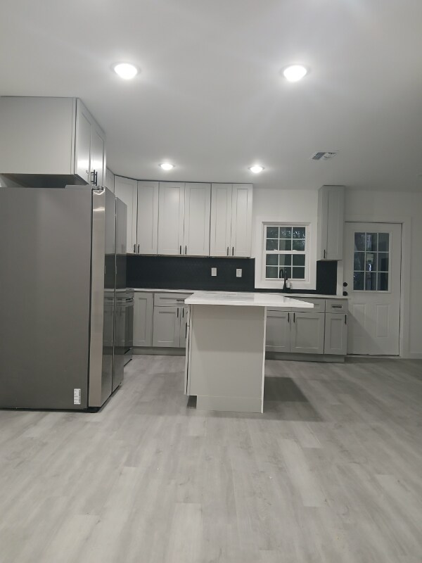 Building Photo - 1110 Commerce Dr