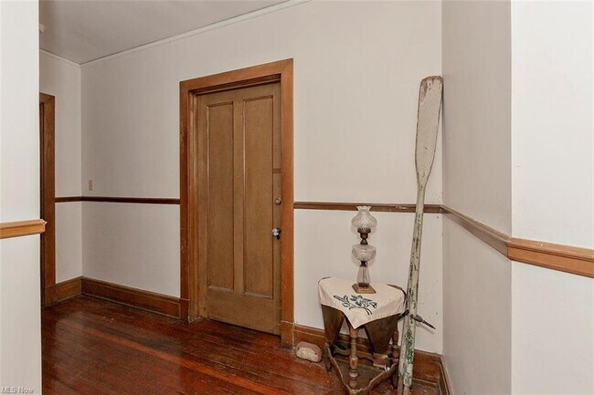 Foto del edificio - 283 Corning Dr