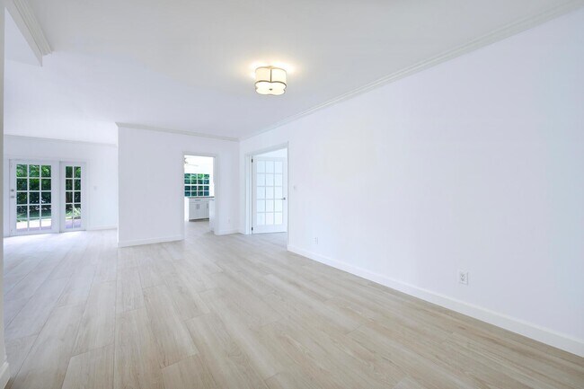 Foto del edificio - 336 Marlborough Pl