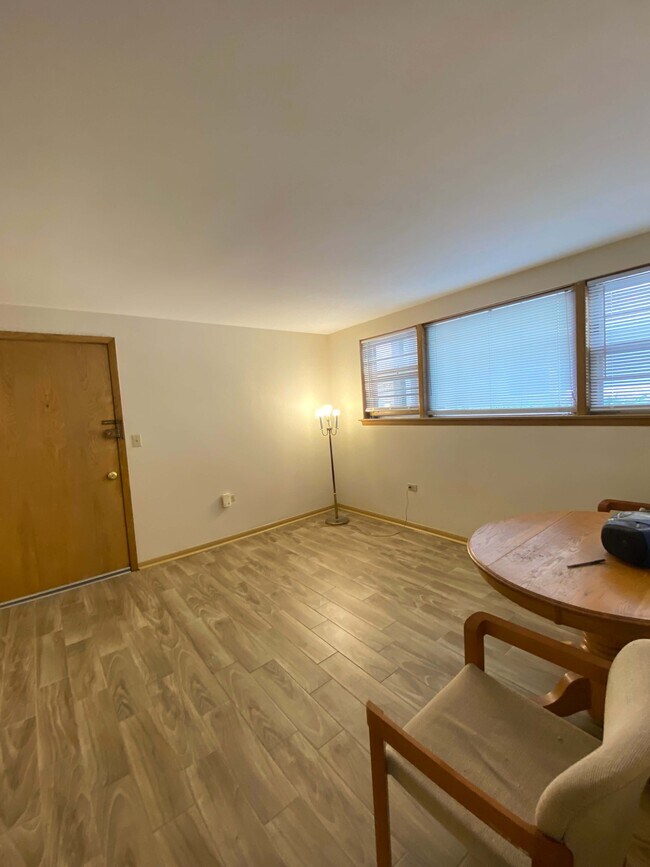 Foto del edificio - 2403 N 75th Ct