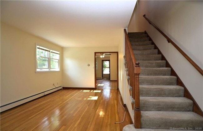 Building Photo - 56 Mozart St