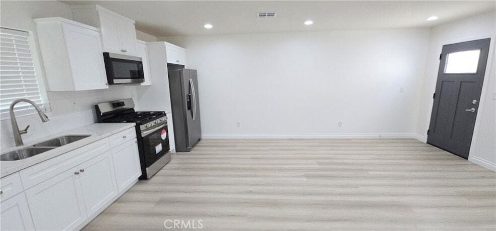 Foto principal - 10818 Long Beach Blvd