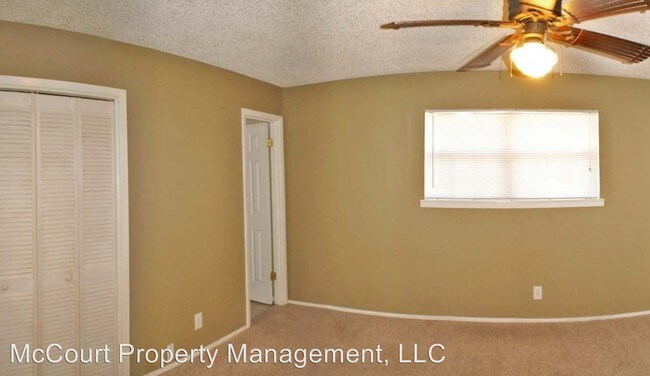 Building Photo - 3214 W Golf Course Rd