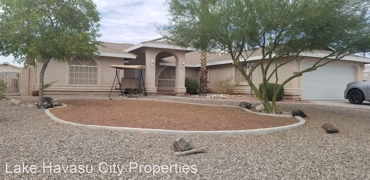 Primary Photo - 3 br, 2 bath House - 568 Acoma Blvd N