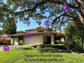 Building Photo - 270 Live Oak Dr