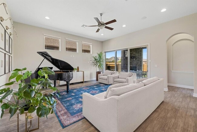 Foto del edificio - 4205 Lynette Ln