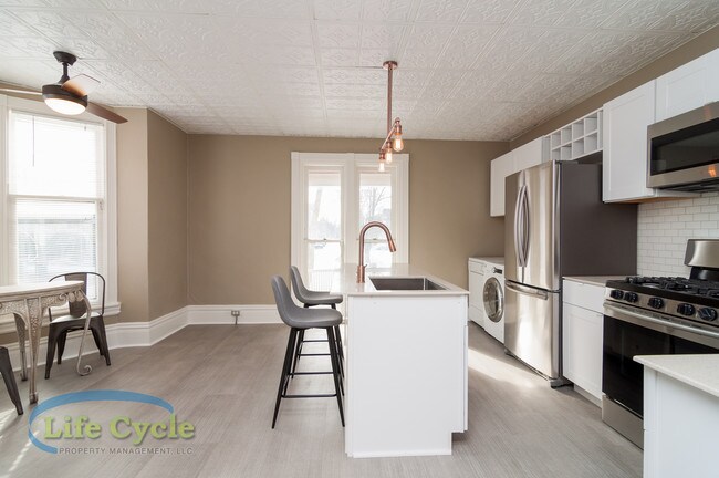 Foto del edificio - 335 Washington St SE