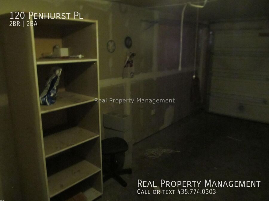 Building Photo - 120 Penhurst Pl