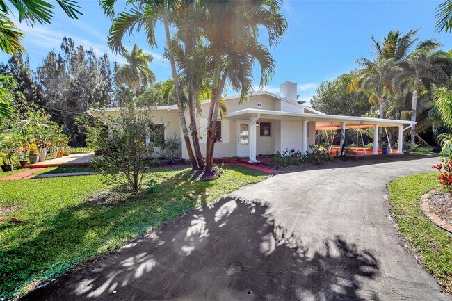 Foto del edificio - 100 N Hibiscus Ct