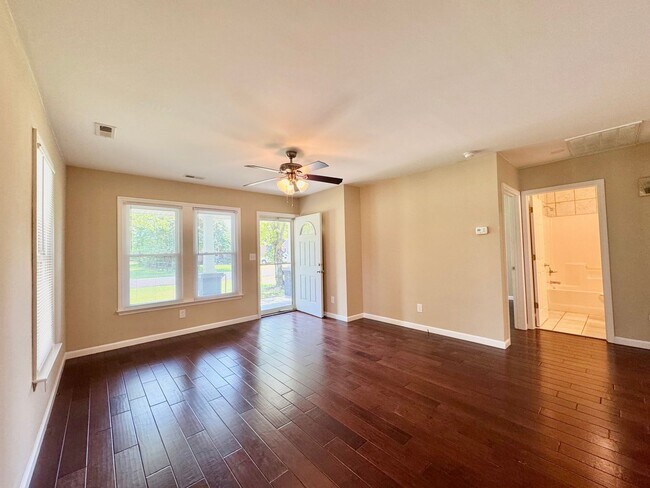 Foto del edificio - The Home You’ve Been Searching For!