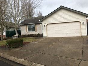 Building Photo - 5293 Bridgewater Dr
