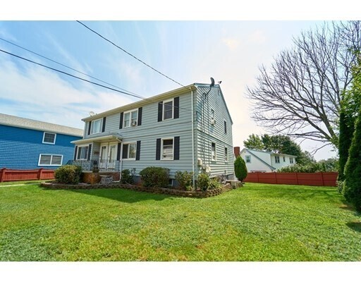 Building Photo - 1305 Salem St