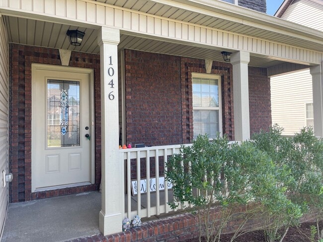 Foto del edificio - 1046 Christian James Ct