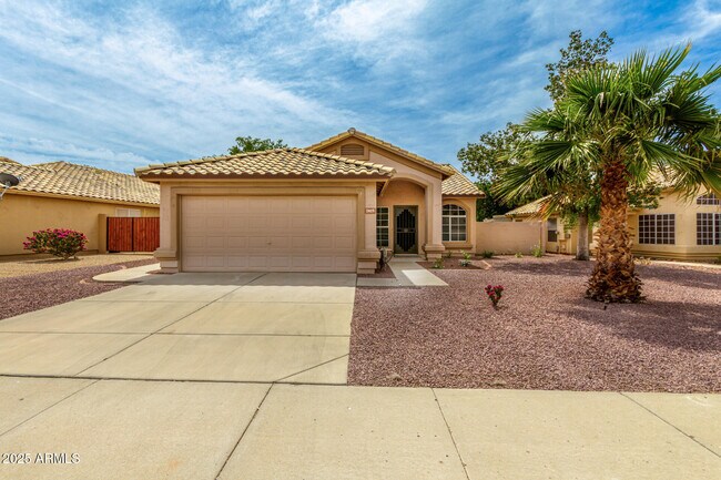 Foto del edificio - 7415 W Crest Ln